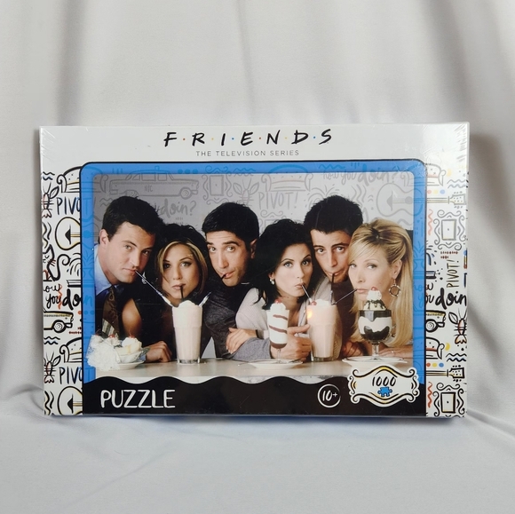 Top Trumps Friends TV Show Milkshake 1000 Piece Puzzle New - Picture 1 of 8